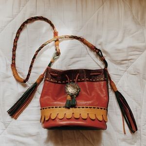 • four winds leather bucket bag •
